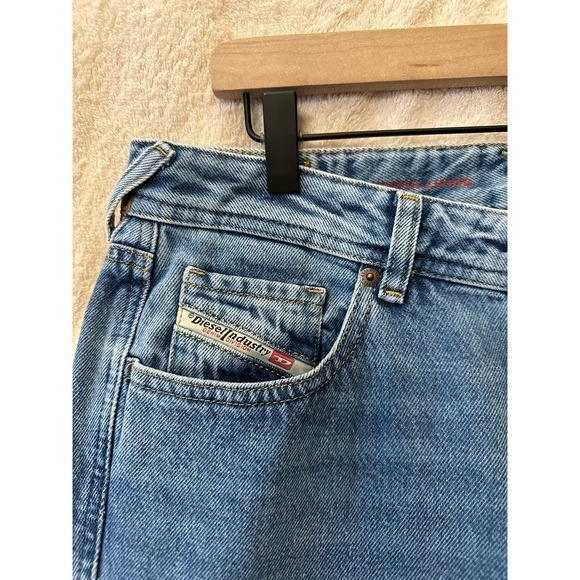 Diesel Straight Jeans 2002 5-Pocket Slim Fit Low Waist Jeans Size W28 L30 - Picture 8 of 16
